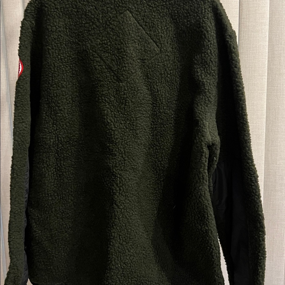 Canada Goose Olive Green Sherpa Performance Jacket with Black Trim - Picture 10 of 11